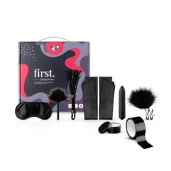 First. Kit de iniciación a la sexperiencia Kinky