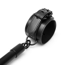 Barra transversal de amarra Hogtie com algemas - Preto