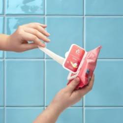 Drėkinamosios servetėlės „EasyGlide“ su lubrikantu ir aliejais