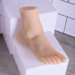 Zero Tolerance - Fuß-Masturbator mit Vagina