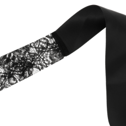 Čierna čipkovaná maska na oči so stuhou