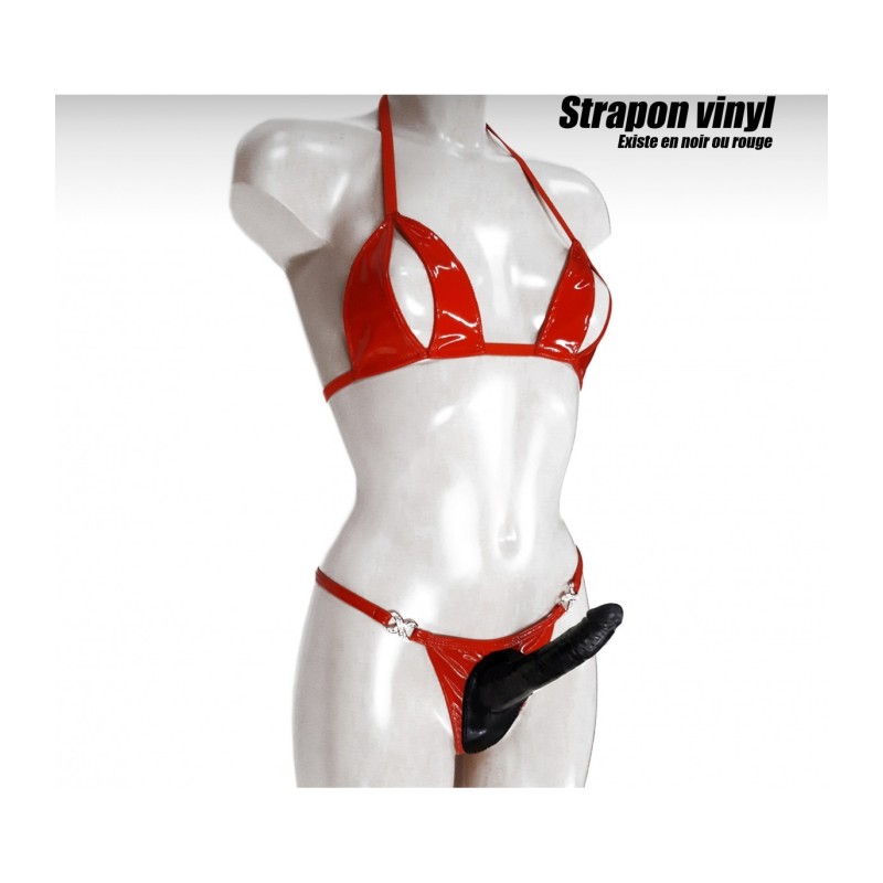 Punainen Vinyl Strap-On Setti