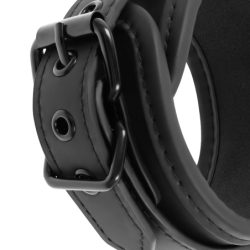 Cuffs With Pull Handle With Neoprene Lining