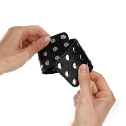 Lisice s kopčom na pritisak pune zakovica podesive crne 19-24 cm x 5,5 cm