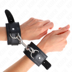 Pulseiras Simples Com Fila De Rebites Preto Ajustável 17-28 Cm X 5 Cm