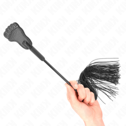 Pádlo v tvare chodidla so strapcovou bičom 31 cm