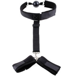 Fetish Mordaça Com Algemas Neoprene
