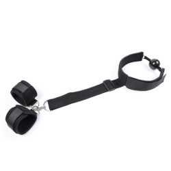 Fetish Mordaça Com Algemas Neoprene