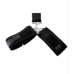 Fetish Mordaça Com Algemas Neoprene