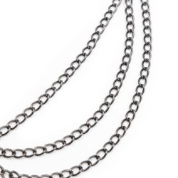 Pinze per capezzoli con catene nere