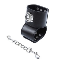 Restrições Boneca Com Fecho De Metal