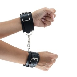 Bondage Punisher Kit s 8 díly Crushious