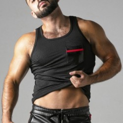Camiseta Look At Harder Vermelho Locker Gear 40 L