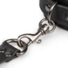 Hogtie com algemas de mão e tornozelo