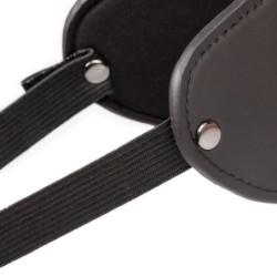 Kit de bondage com algemas, tornozeleiras e máscara para os olhos