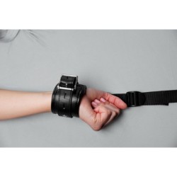 Kit di restrizione da letto con manette da letto - Nero