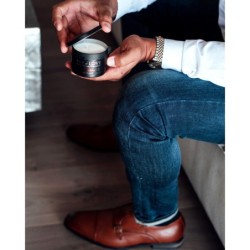 EOL Confidence Male svijeća za masažu 150ml